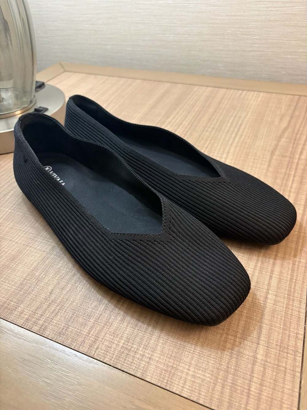 VIVAIA Margot 2.0 Square-Toe V-Cut Knit Slip-On Flats Black